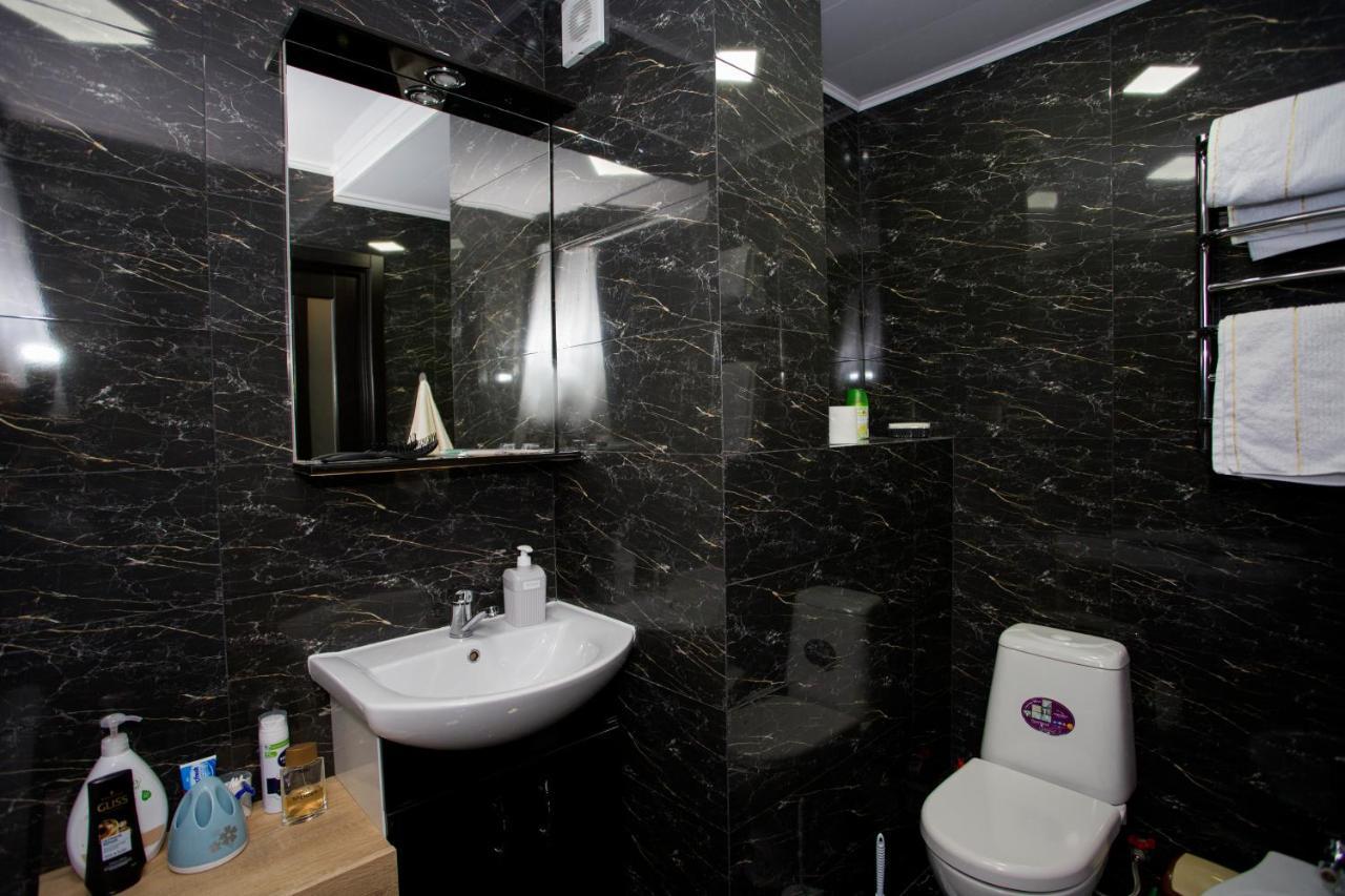 Apartament Curat Si Confortabil Str. Ismail 86 In Centrul Chisinaului Apartman Kültér fotó